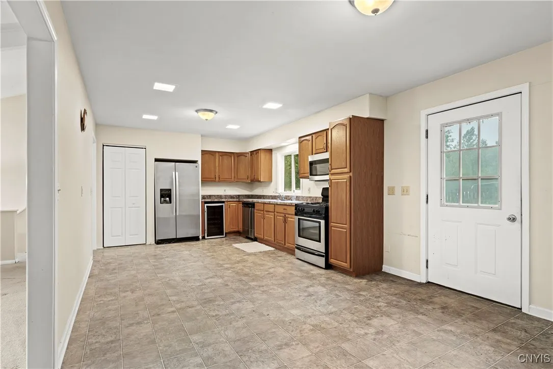 7530 Rome Oriskany Road, Rome-outside, New York 13, Rome, New York 13440, 4 Bedrooms Bedrooms, 9 Rooms Rooms,2 BathroomsBathrooms,Residential,Closed,7530 Rome Oriskany Road, Rome-outside, New York 13,0,S1561112