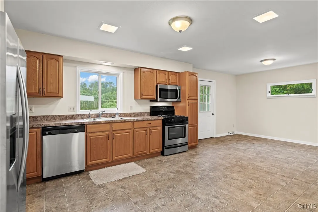 7530 Rome Oriskany Road, Rome-outside, New York 13, Rome, New York 13440, 4 Bedrooms Bedrooms, 9 Rooms Rooms,2 BathroomsBathrooms,Residential,Closed,7530 Rome Oriskany Road, Rome-outside, New York 13,0,S1561112