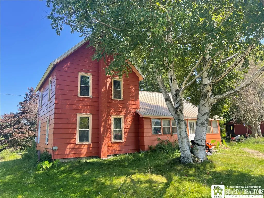 6512 Boberg Road, Ashford, New York 14171, Ashford, New York 14171, 4 Bedrooms Bedrooms, 8 Rooms Rooms,1 BathroomBathrooms,Residential,Closed,6512 Boberg Road, Ashford, New York 14171,0,R1561130