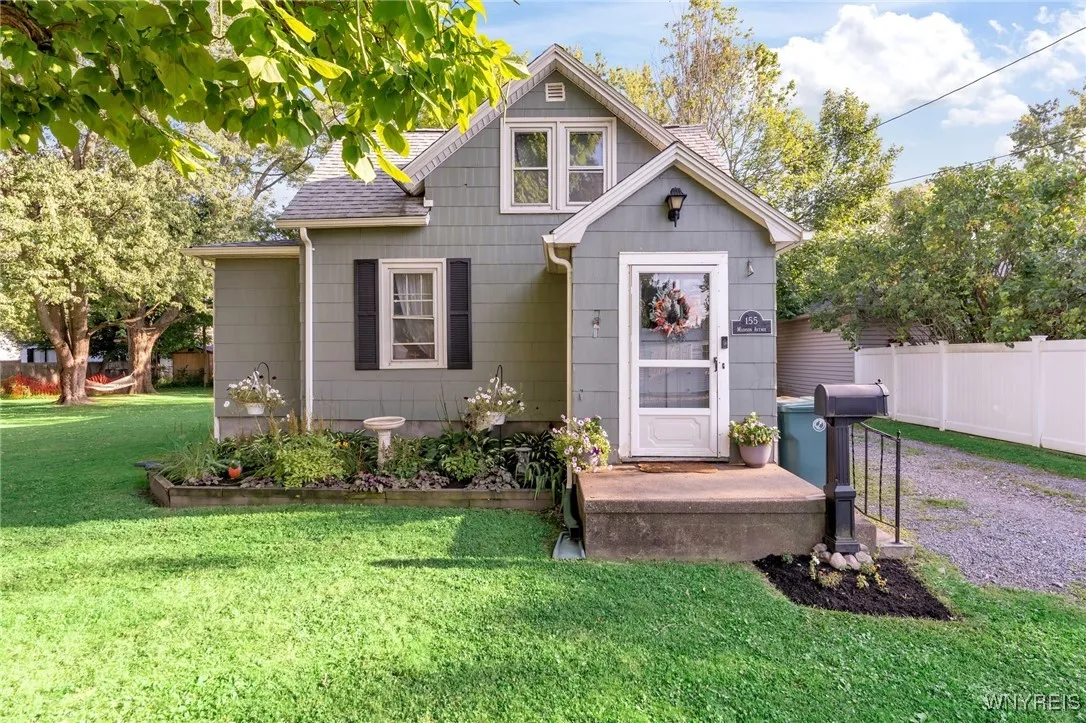155 Madison Avenue, North Tonawanda, New York 1412, North Tonawanda, New York 14120, 2 Bedrooms Bedrooms, 6 Rooms Rooms,1 BathroomBathrooms,Residential,Closed,155 Madison Avenue, North Tonawanda, New York 1412,0,B1561155 155 Madison Avenue, North Tonawanda, New York 1412, North Tonawanda, New York 14120, 2 Bedrooms Bedrooms, 6 Rooms Rooms,1 BathroomBathrooms,Residential,Closed,155 Madison Avenue, North Tonawanda, New York 1412,0,B1561155