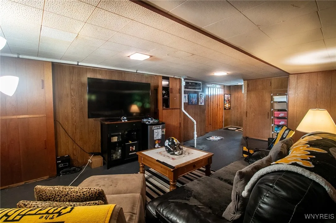106 North End Avenue, Tonawanda-town, New York 142, Tonawanda, New York 14217, 3 Bedrooms Bedrooms, 6 Rooms Rooms,1 BathroomBathrooms,Residential,Closed,106 North End Avenue, Tonawanda-town, New York 142,0,B1561252