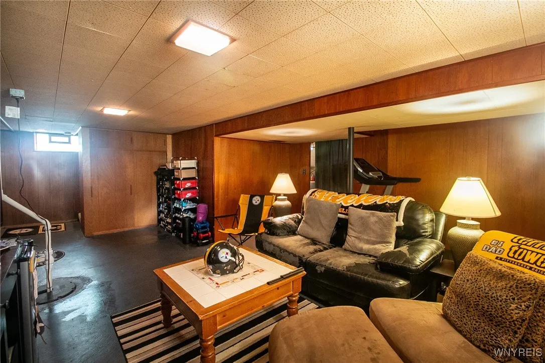 106 North End Avenue, Tonawanda-town, New York 142, Tonawanda, New York 14217, 3 Bedrooms Bedrooms, 6 Rooms Rooms,1 BathroomBathrooms,Residential,Closed,106 North End Avenue, Tonawanda-town, New York 142,0,B1561252