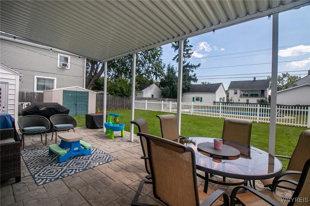 106 North End Avenue, Tonawanda-town, New York 142, Tonawanda, New York 14217, 3 Bedrooms Bedrooms, 6 Rooms Rooms,1 BathroomBathrooms,Residential,Closed,106 North End Avenue, Tonawanda-town, New York 142,0,B1561252