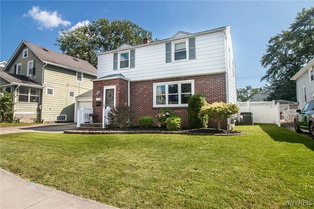 106 North End Avenue, Tonawanda-town, New York 142, Tonawanda, New York 14217, 3 Bedrooms Bedrooms, 6 Rooms Rooms,1 BathroomBathrooms,Residential,Closed,106 North End Avenue, Tonawanda-town, New York 142,0,B1561252