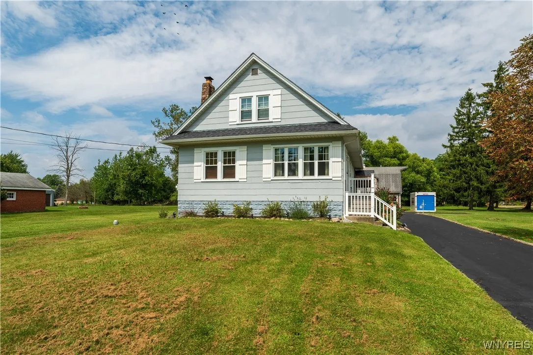 4786 Clinton Street, West Seneca, New York 14224, West Seneca, New York 14224, 3 Bedrooms Bedrooms, 5 Rooms Rooms,1 BathroomBathrooms,Residential,Closed,4786 Clinton Street, West Seneca, New York 14224,0,B1561283