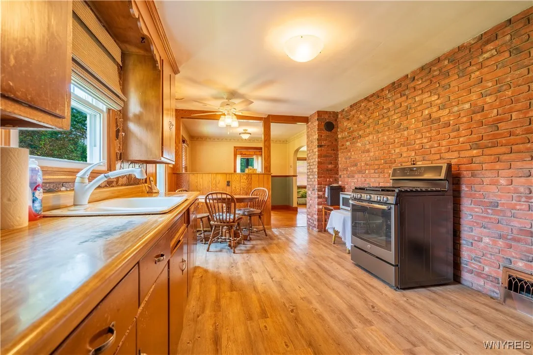 4786 Clinton Street, West Seneca, New York 14224, West Seneca, New York 14224, 3 Bedrooms Bedrooms, 5 Rooms Rooms,1 BathroomBathrooms,Residential,Closed,4786 Clinton Street, West Seneca, New York 14224,0,B1561283