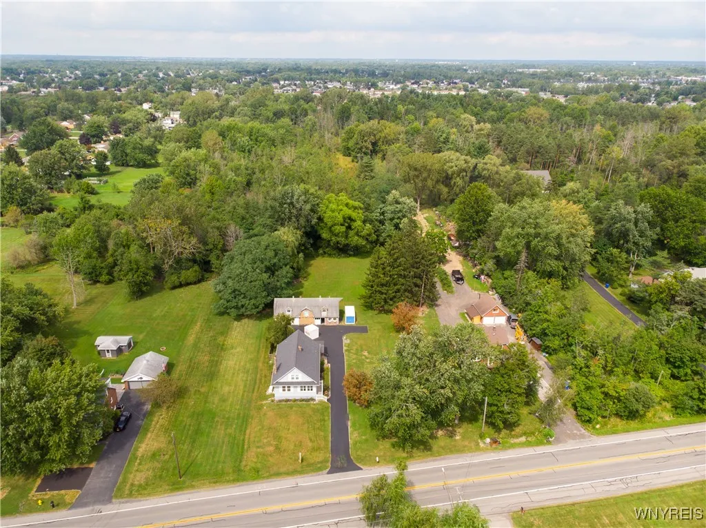 4786 Clinton Street, West Seneca, New York 14224, West Seneca, New York 14224, 3 Bedrooms Bedrooms, 5 Rooms Rooms,1 BathroomBathrooms,Residential,Closed,4786 Clinton Street, West Seneca, New York 14224,0,B1561283