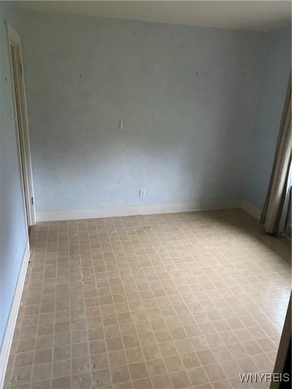4786 Clinton Street, West Seneca, New York 14224, West Seneca, New York 14224, 3 Bedrooms Bedrooms, 5 Rooms Rooms,1 BathroomBathrooms,Residential,Closed,4786 Clinton Street, West Seneca, New York 14224,0,B1561283