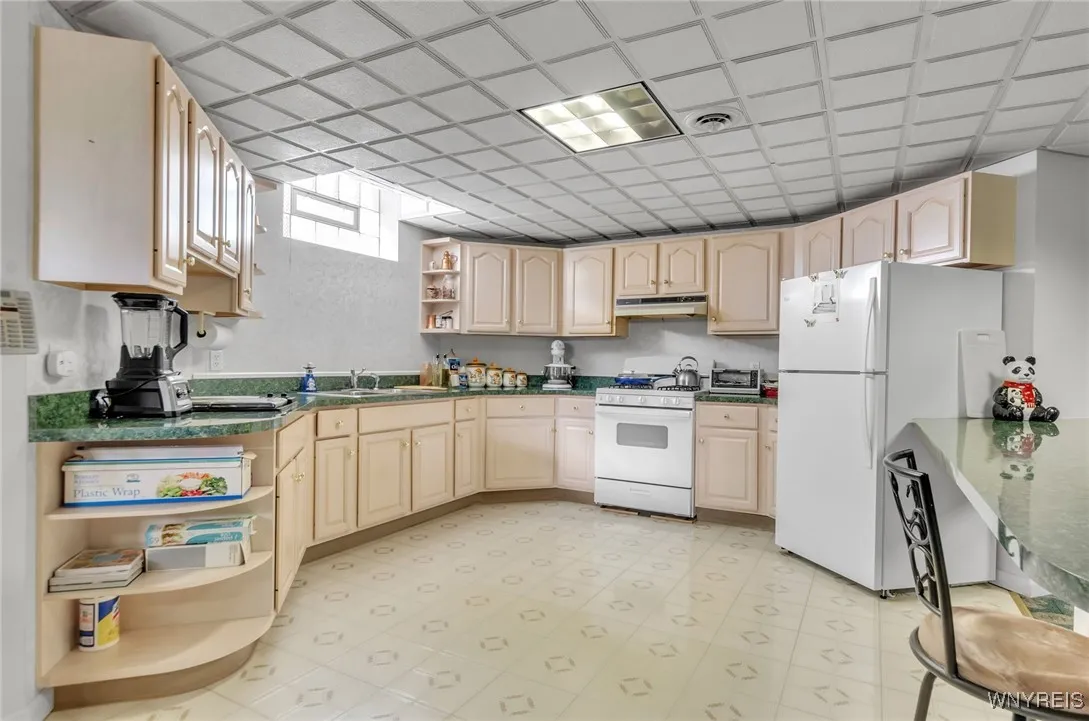 7 Woodcrest Drive, Aurora, New York 14127, Aurora, New York 14127, 4 Bedrooms Bedrooms, 10 Rooms Rooms,5 BathroomsBathrooms,Residential,For Sale,7 Woodcrest Drive, Aurora, New York 14127,0,B1561331