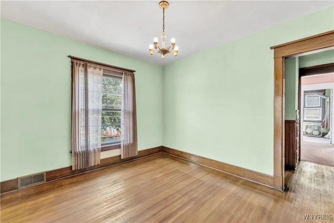 Upstairs Dining Room 11x15