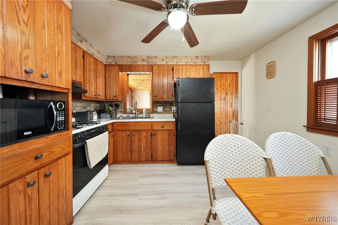 4989 Morgan Parkway, Hamburg, New York 14075, Hamburg, New York 14075, 3 Bedrooms Bedrooms, 6 Rooms Rooms,1 BathroomBathrooms,Residential,Closed,4989 Morgan Parkway, Hamburg, New York 14075,0,B1561400