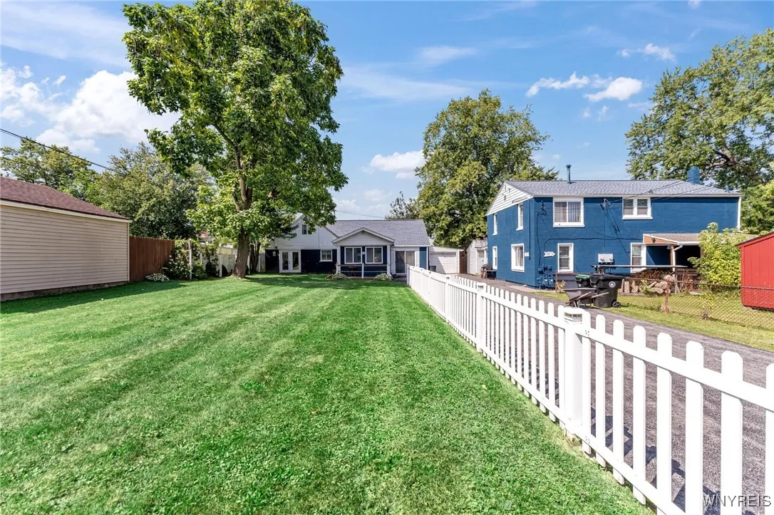 50 Wall Street, Tonawanda-city, New York 14150, Tonawanda, New York 14150, 8 Bedrooms Bedrooms, 8 Rooms Rooms,3 BathroomsBathrooms,Residential,Closed,50 Wall Street, Tonawanda-city, New York 14150,0,B1561694