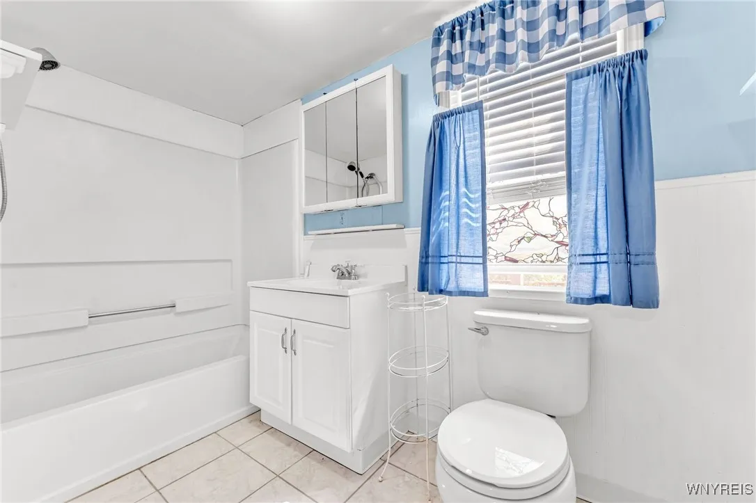 50 Wall Street, Tonawanda-city, New York 14150, Tonawanda, New York 14150, 8 Bedrooms Bedrooms, 8 Rooms Rooms,3 BathroomsBathrooms,Residential,Closed,50 Wall Street, Tonawanda-city, New York 14150,0,B1561694