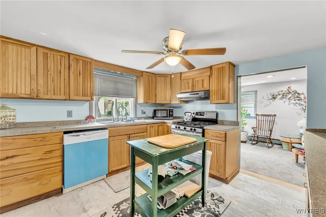 50 Wall Street, Tonawanda-city, New York 14150, Tonawanda, New York 14150, 8 Bedrooms Bedrooms, 8 Rooms Rooms,3 BathroomsBathrooms,Residential,Closed,50 Wall Street, Tonawanda-city, New York 14150,0,B1561694