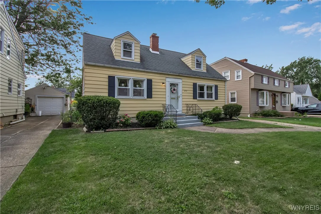 890 Parkhurst Boulevard, Tonawanda-town, New York, Tonawanda, New York 14150, 4 Bedrooms Bedrooms, 7 Rooms Rooms,2 BathroomsBathrooms,Residential,Closed,890 Parkhurst Boulevard, Tonawanda-town, New York ,0,B1561707