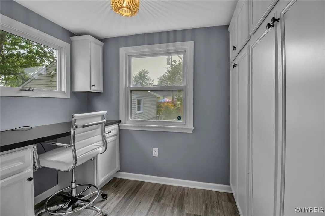890 Parkhurst Boulevard, Tonawanda-town, New York, Tonawanda, New York 14150, 4 Bedrooms Bedrooms, 7 Rooms Rooms,2 BathroomsBathrooms,Residential,Closed,890 Parkhurst Boulevard, Tonawanda-town, New York ,0,B1561707