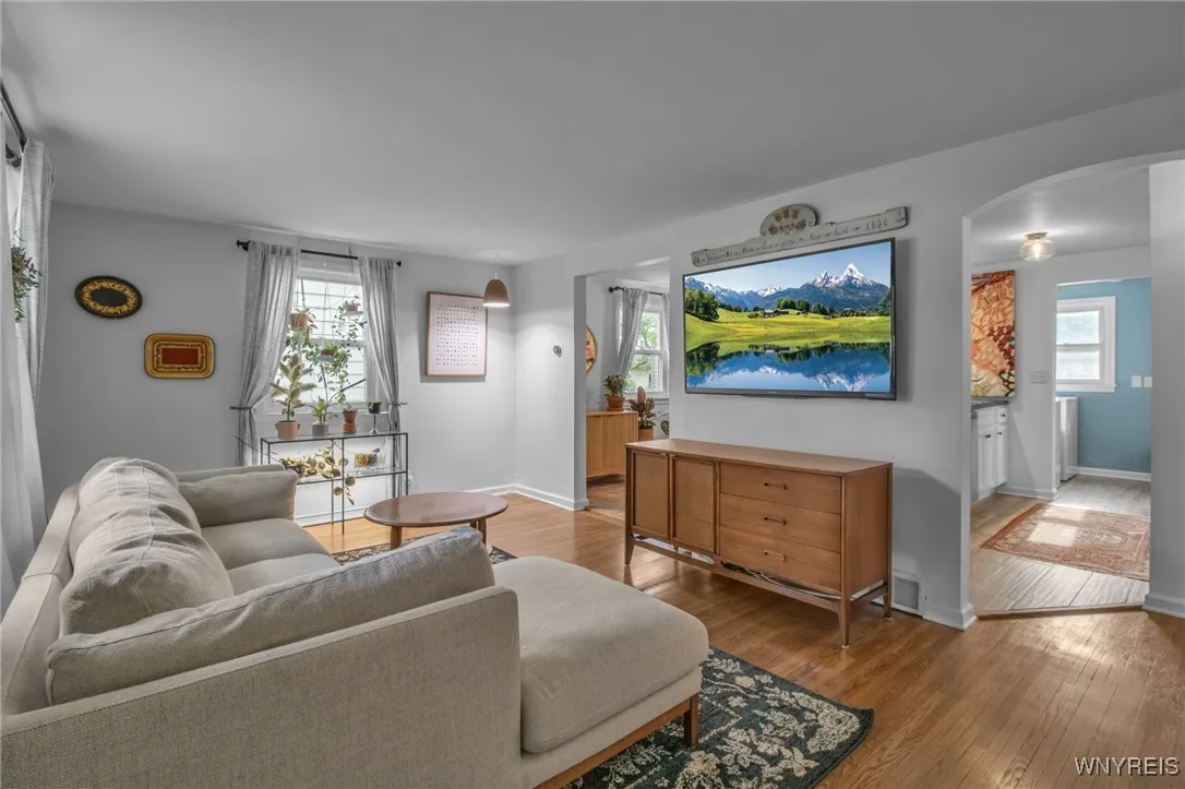 890 Parkhurst Boulevard, Tonawanda-town, New York, Tonawanda, New York 14150, 4 Bedrooms Bedrooms, 7 Rooms Rooms,2 BathroomsBathrooms,Residential,Closed,890 Parkhurst Boulevard, Tonawanda-town, New York ,0,B1561707