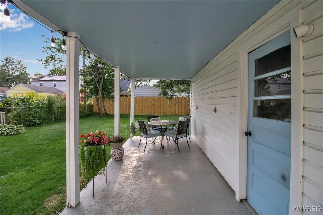 890 Parkhurst Boulevard, Tonawanda-town, New York, Tonawanda, New York 14150, 4 Bedrooms Bedrooms, 7 Rooms Rooms,2 BathroomsBathrooms,Residential,Closed,890 Parkhurst Boulevard, Tonawanda-town, New York ,0,B1561707
