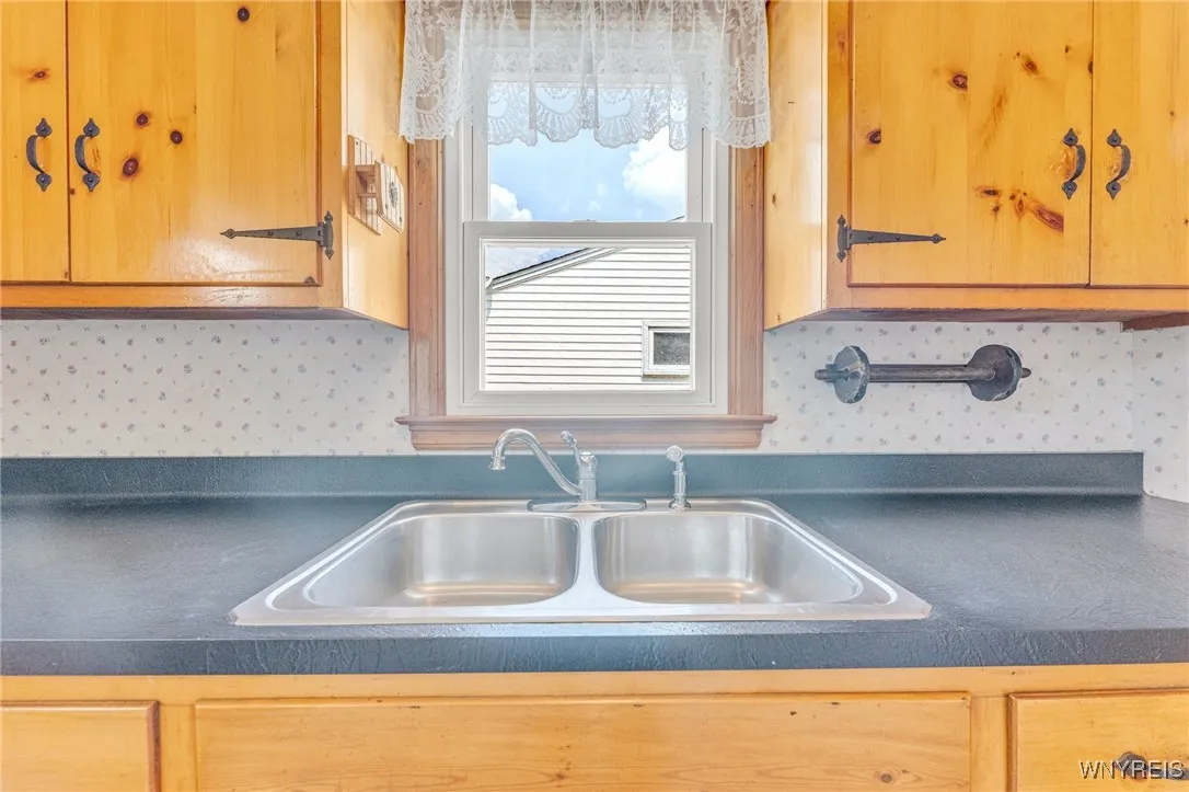 Updated stainless steel sink