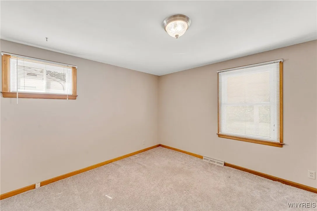 Bedroom #1