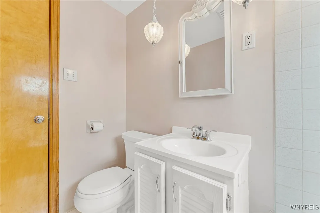 Main full bath