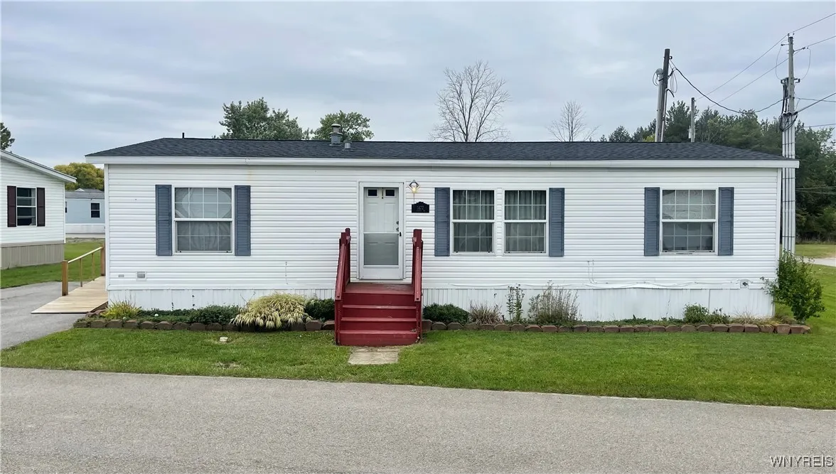 1477 Center Drive, Alden, New York 14004, Alden, New York 14004, 3 Bedrooms Bedrooms, 5 Rooms Rooms,2 BathroomsBathrooms,Residential,Closed,1477 Center Drive, Alden, New York 14004,0,B1561967