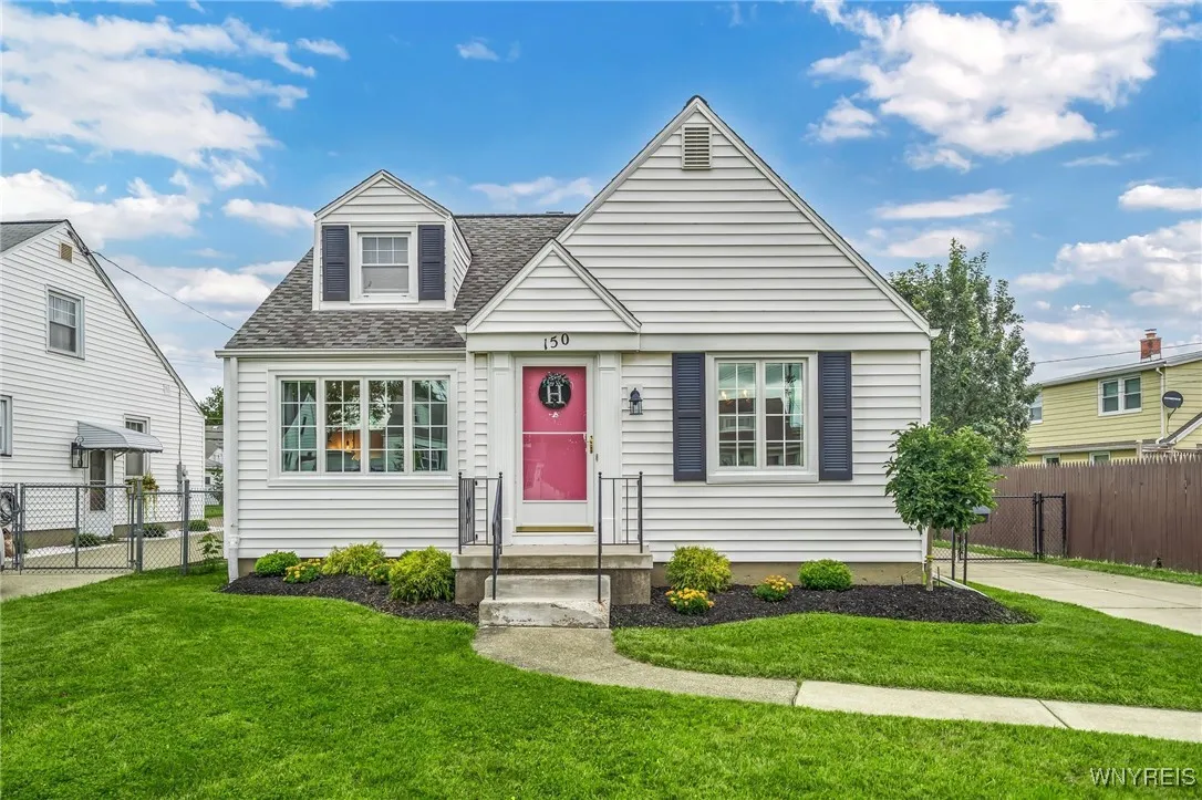 150 Rochelle Park, Tonawanda-town, New York 14150, Tonawanda, New York 14150, 3 Bedrooms Bedrooms, 6 Rooms Rooms,1 BathroomBathrooms,Residential,Closed,150 Rochelle Park, Tonawanda-town, New York 14150,0,B1561880