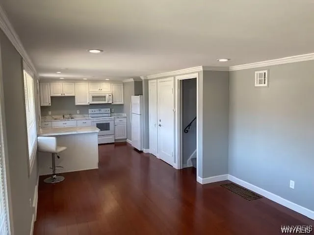 599 Niagara Falls Boulevard, Amherst, New York 142, Amherst, New York 14226, 3 Bedrooms Bedrooms, ,2 BathroomsBathrooms,Residential,Closed,599 Niagara Falls Boulevard, Amherst, New York 142,0,B1561973