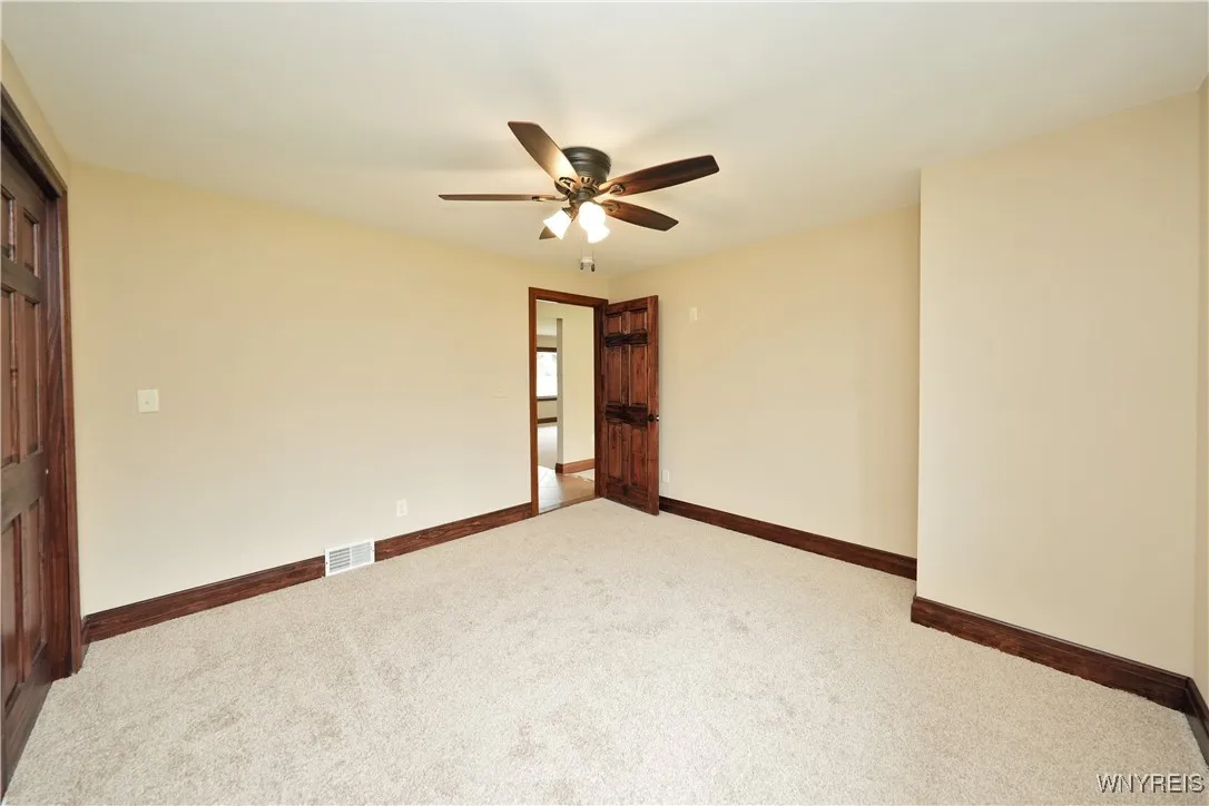5192 East Parkway, Hamburg, New York 14075, Hamburg, New York 14075, 4 Bedrooms Bedrooms, 10 Rooms Rooms,3 BathroomsBathrooms,Residential,Closed,5192 East Parkway, Hamburg, New York 14075,0,B1561543