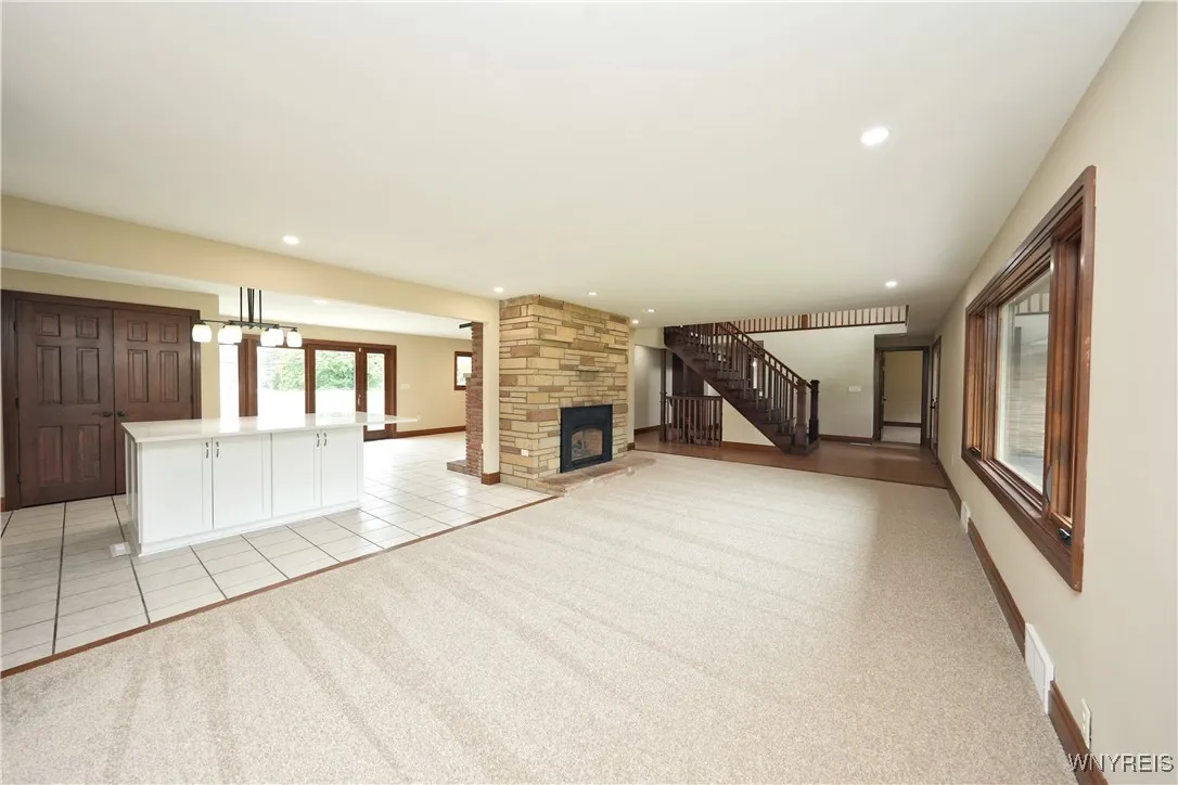 5192 East Parkway, Hamburg, New York 14075, Hamburg, New York 14075, 4 Bedrooms Bedrooms, 10 Rooms Rooms,3 BathroomsBathrooms,Residential,Closed,5192 East Parkway, Hamburg, New York 14075,0,B1561543
