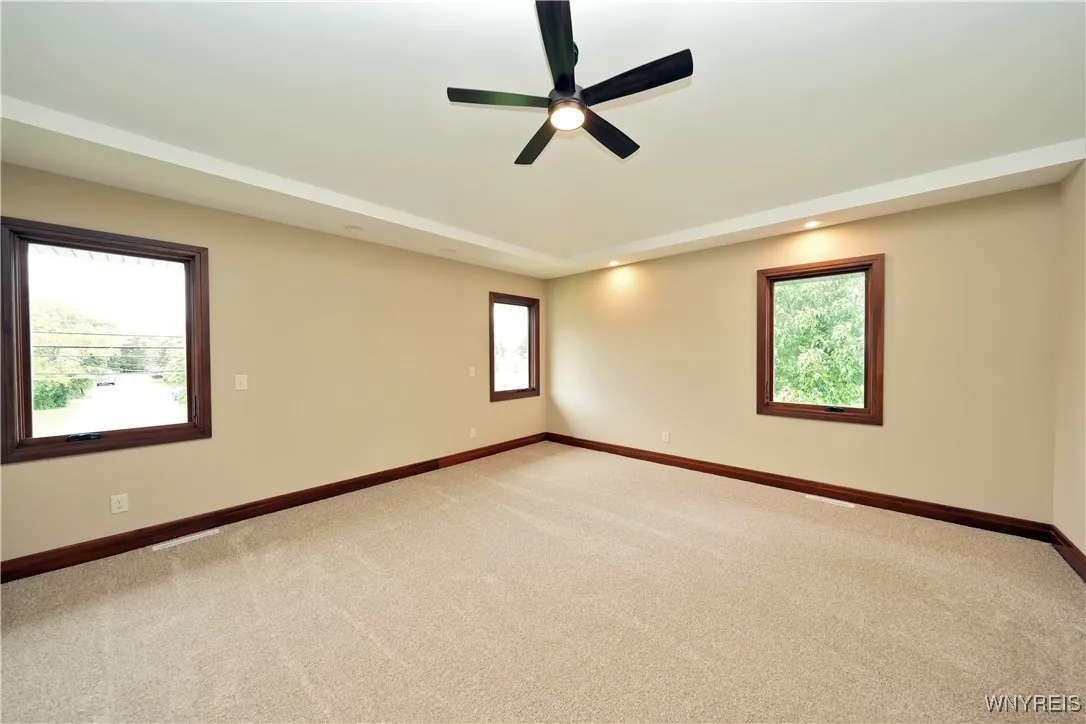 5192 East Parkway, Hamburg, New York 14075, Hamburg, New York 14075, 4 Bedrooms Bedrooms, 10 Rooms Rooms,3 BathroomsBathrooms,Residential,Closed,5192 East Parkway, Hamburg, New York 14075,0,B1561543