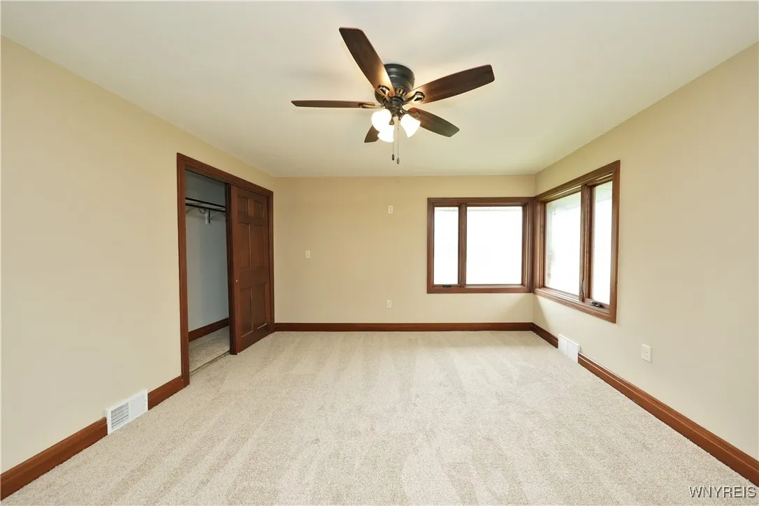 5192 East Parkway, Hamburg, New York 14075, Hamburg, New York 14075, 4 Bedrooms Bedrooms, 10 Rooms Rooms,3 BathroomsBathrooms,Residential,Closed,5192 East Parkway, Hamburg, New York 14075,0,B1561543