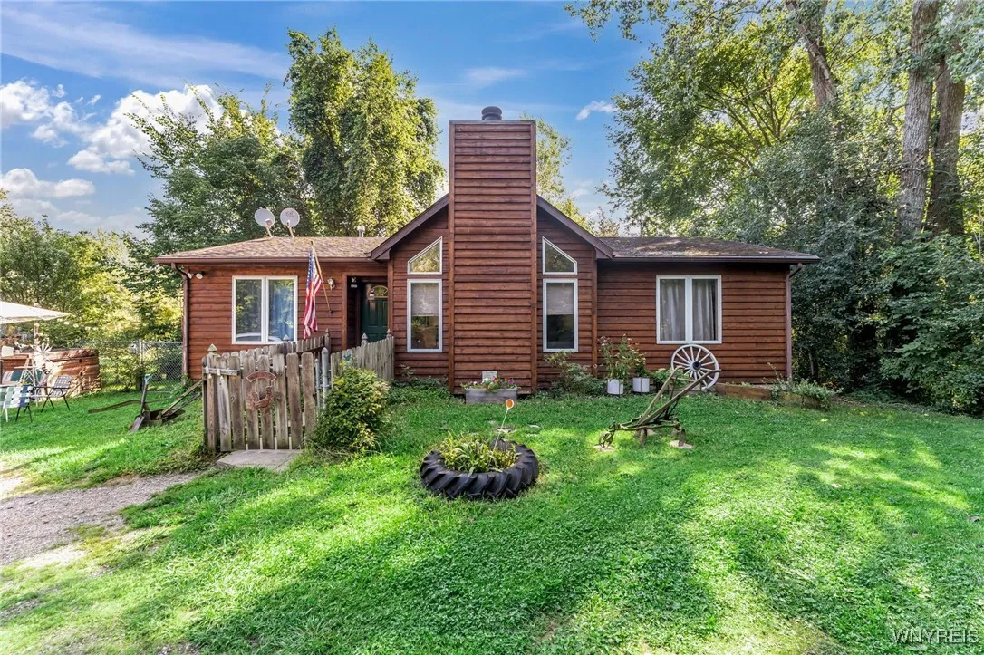 1913 Town Line Road, Alden, New York 14086, Alden, New York 14086, 3 Bedrooms Bedrooms, 5 Rooms Rooms,2 BathroomsBathrooms,Residential,Closed,1913 Town Line Road, Alden, New York 14086,0,B1562230