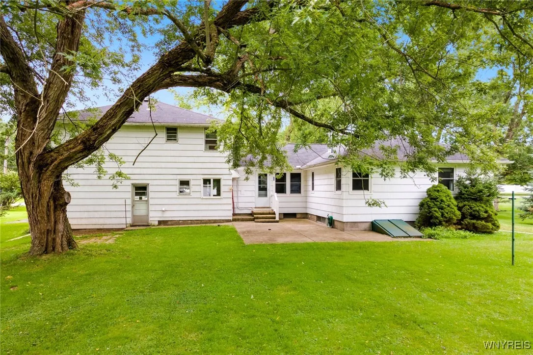 1371 Billington Road, Elma, New York 14052, Elma, New York 14052, 5 Bedrooms Bedrooms, 12 Rooms Rooms,2 BathroomsBathrooms,Residential,Closed,1371 Billington Road, Elma, New York 14052,0,B1562085