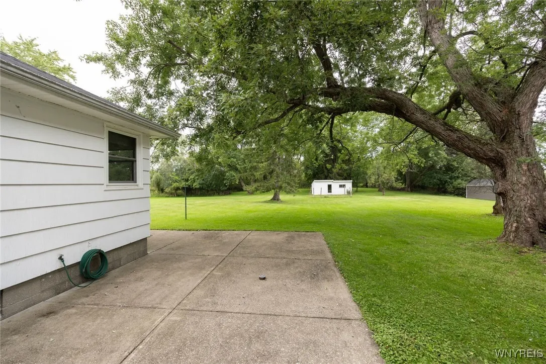 1371 Billington Road, Elma, New York 14052, Elma, New York 14052, 5 Bedrooms Bedrooms, 12 Rooms Rooms,2 BathroomsBathrooms,Residential,Closed,1371 Billington Road, Elma, New York 14052,0,B1562085