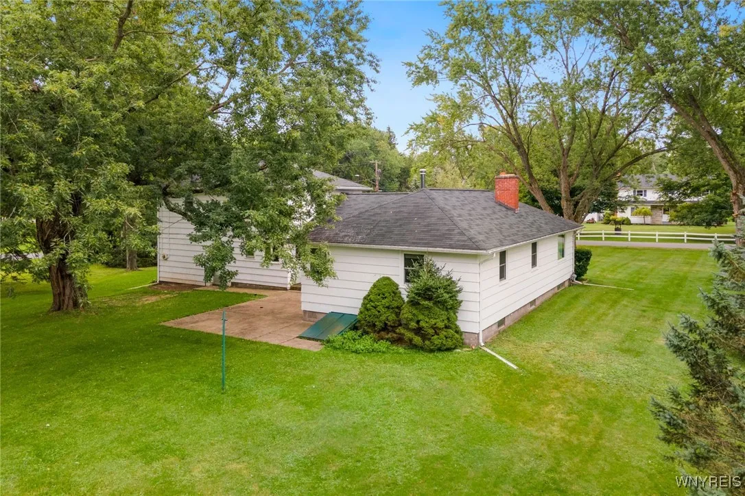 1371 Billington Road, Elma, New York 14052, Elma, New York 14052, 5 Bedrooms Bedrooms, 12 Rooms Rooms,2 BathroomsBathrooms,Residential,Closed,1371 Billington Road, Elma, New York 14052,0,B1562085