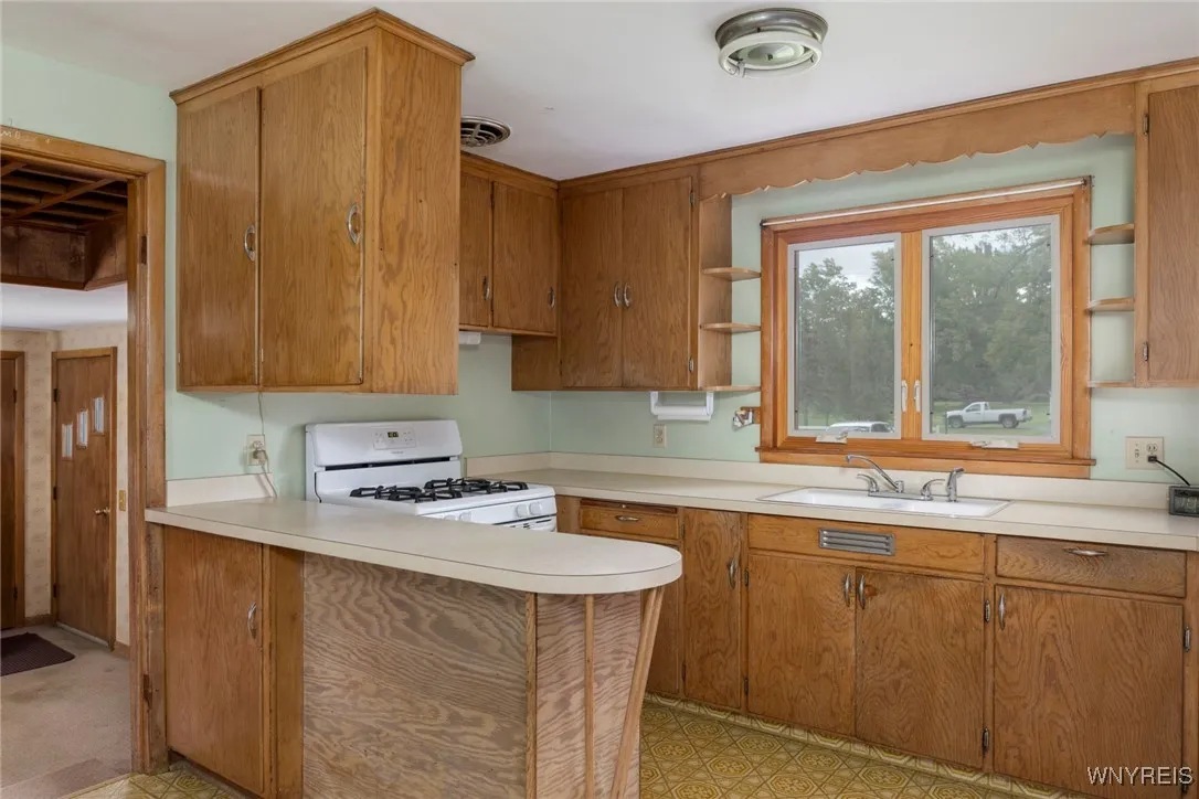 1371 Billington Road, Elma, New York 14052, Elma, New York 14052, 5 Bedrooms Bedrooms, 12 Rooms Rooms,2 BathroomsBathrooms,Residential,Closed,1371 Billington Road, Elma, New York 14052,0,B1562085