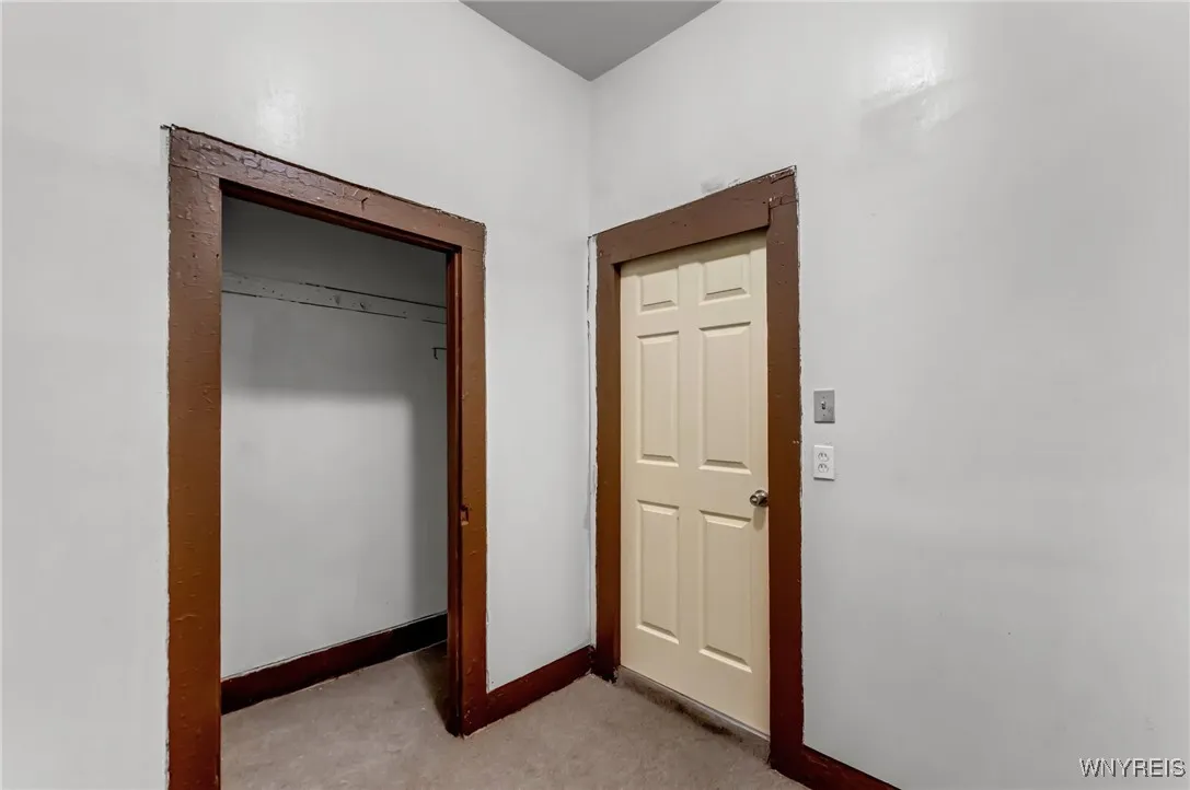 541 Perry Street, Buffalo, New York 14210, Buffalo, New York 14210, 3 Bedrooms Bedrooms, 5 Rooms Rooms,1 BathroomBathrooms,Residential,Closed,541 Perry Street, Buffalo, New York 14210,0,B1562240