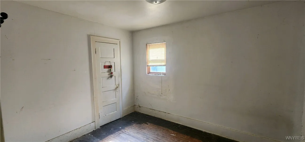 348 Riverside Avenue, Buffalo, New York 14207, Buffalo, New York 14207, 3 Bedrooms Bedrooms, ,2 BathroomsBathrooms,Residential,Closed,348 Riverside Avenue, Buffalo, New York 14207,0,B1562348