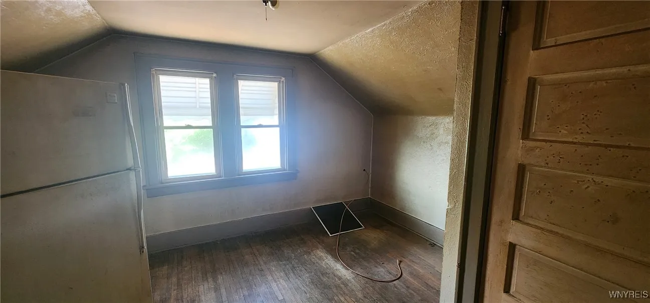 348 Riverside Avenue, Buffalo, New York 14207, Buffalo, New York 14207, 3 Bedrooms Bedrooms, ,2 BathroomsBathrooms,Residential,Closed,348 Riverside Avenue, Buffalo, New York 14207,0,B1562348