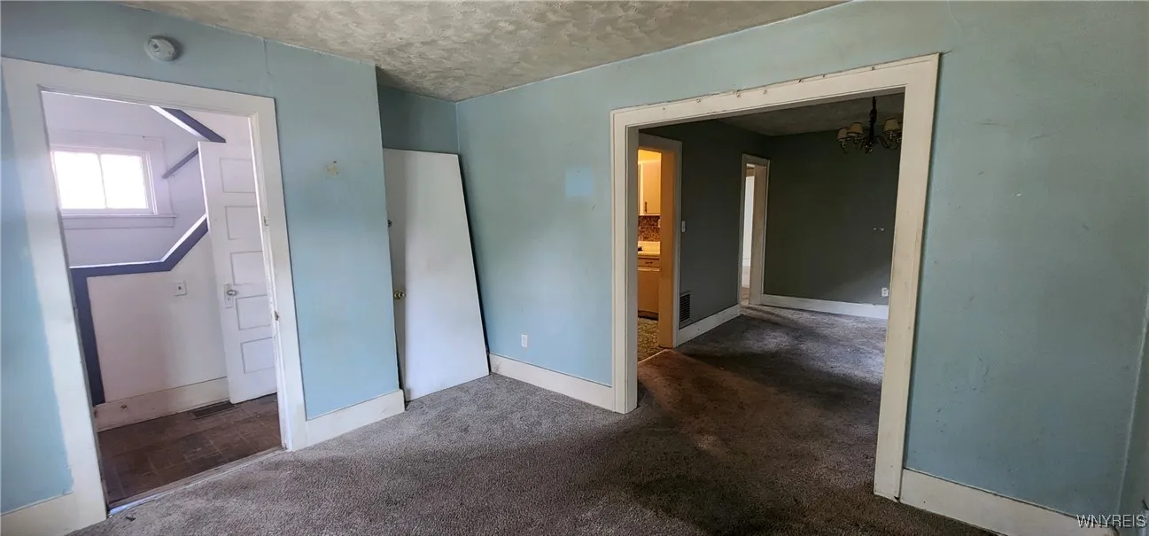 348 Riverside Avenue, Buffalo, New York 14207, Buffalo, New York 14207, 3 Bedrooms Bedrooms, ,2 BathroomsBathrooms,Residential,Closed,348 Riverside Avenue, Buffalo, New York 14207,0,B1562348