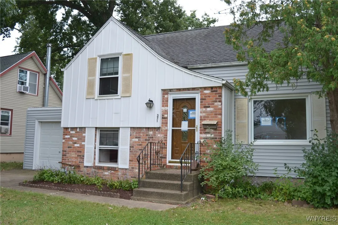 371 Woodland Drive, Tonawanda-town, New York 14223, Tonawanda, New York 14223, 3 Bedrooms Bedrooms, 6 Rooms Rooms,1 BathroomBathrooms,Residential,Closed,371 Woodland Drive, Tonawanda-town, New York 14223,0,B1562464