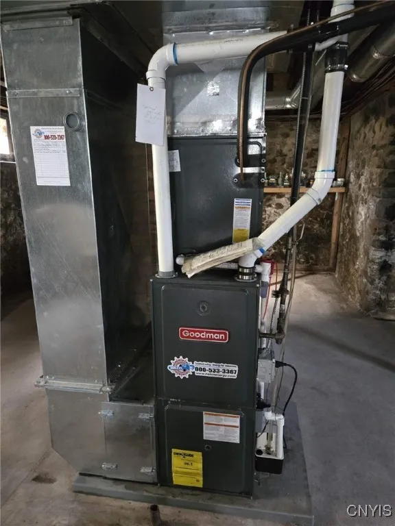 61 West Genesee Street, Lysander, New York 13027, Lysander, New York 13027, 5 Bedrooms Bedrooms, 12 Rooms Rooms,2 BathroomsBathrooms,Residential,Closed,61 West Genesee Street, Lysander, New York 13027,0,S1560990