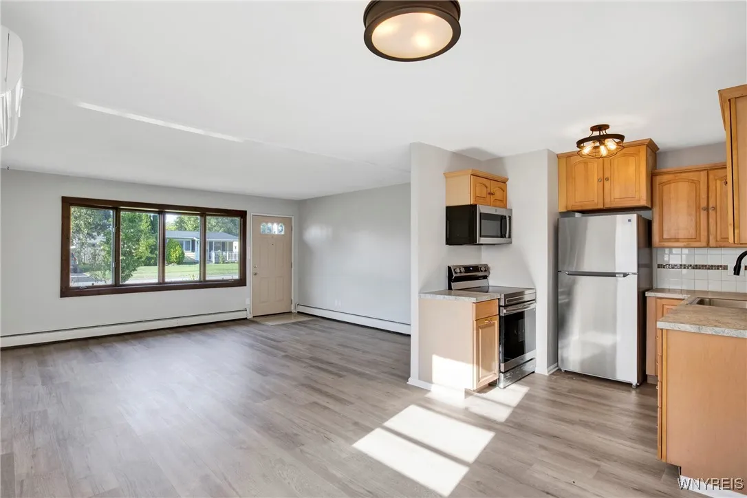 201 Dupont Avenue, Tonawanda-town, New York 14150, Tonawanda, New York 14150, 3 Bedrooms Bedrooms, 5 Rooms Rooms,1 BathroomBathrooms,Residential,Closed,201 Dupont Avenue, Tonawanda-town, New York 14150,0,B1562066