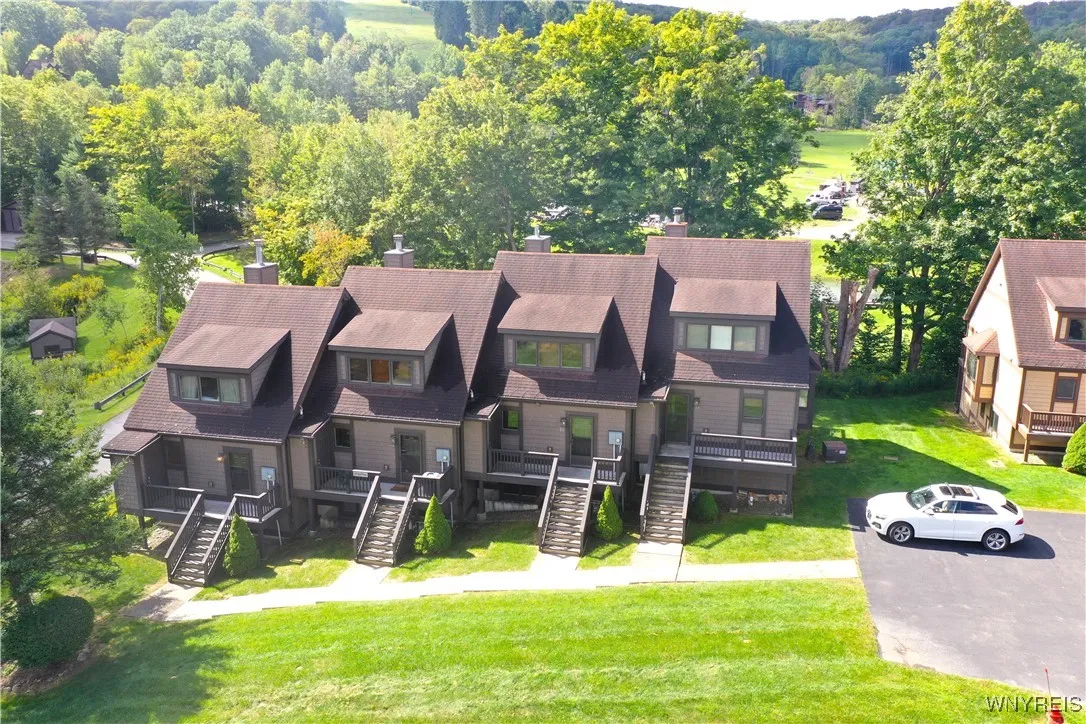 81 Woods Road, Ellicottville, New York 14731, Ellicottville, New York 14731, 4 Bedrooms Bedrooms, 7 Rooms Rooms,2 BathroomsBathrooms,Residential,Closed,81 Woods Road, Ellicottville, New York 14731,0,B1562547