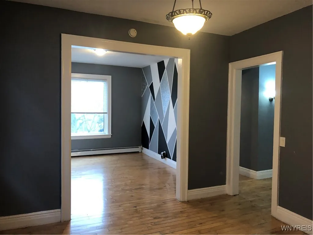 198 Potomac Avenue 4, Buffalo, New York 14213, Buffalo, New York 14213, 2 Bedrooms Bedrooms, 5 Rooms Rooms,1 BathroomBathrooms,Residential Lease,Closed,198 Potomac Avenue 4, Buffalo, New York 14213,0,B1562705