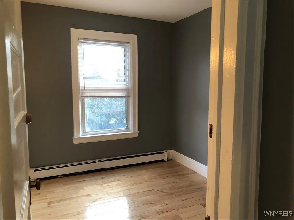 198 Potomac Avenue 4, Buffalo, New York 14213, Buffalo, New York 14213, 2 Bedrooms Bedrooms, 5 Rooms Rooms,1 BathroomBathrooms,Residential Lease,Closed,198 Potomac Avenue 4, Buffalo, New York 14213,0,B1562705