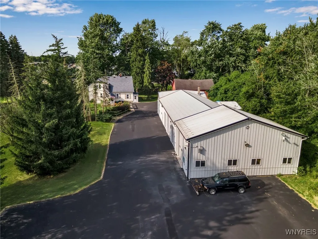 3165 Niag Falls Boulevard North, Wheatfield, New Y, Wheatfield, New York 14120, ,Commercial Sale,For Sale,3165 Niag Falls Boulevard North, Wheatfield, New Y,B1561489