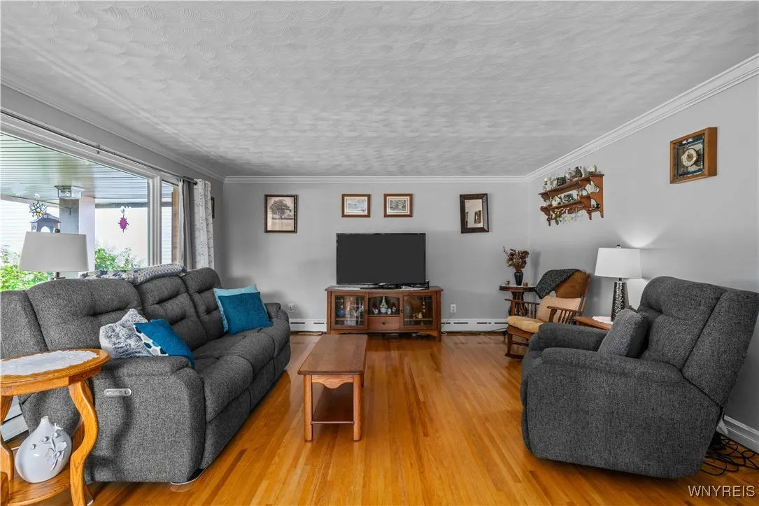 4522 Marie Drive, Hamburg, New York 14075, Hamburg, New York 14075, 3 Bedrooms Bedrooms, 7 Rooms Rooms,1 BathroomBathrooms,Residential,Closed,4522 Marie Drive, Hamburg, New York 14075,0,B1563020