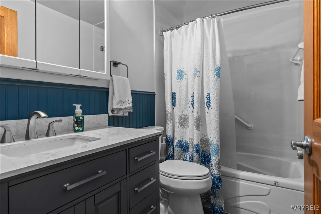 4522 Marie Drive, Hamburg, New York 14075, Hamburg, New York 14075, 3 Bedrooms Bedrooms, 7 Rooms Rooms,1 BathroomBathrooms,Residential,Closed,4522 Marie Drive, Hamburg, New York 14075,0,B1563020